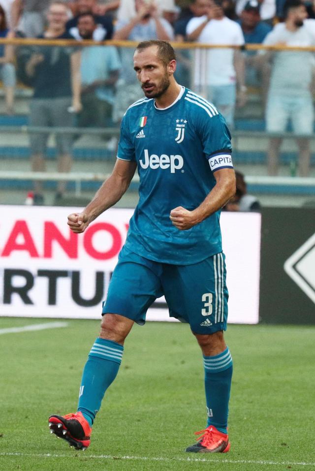 库里生涯首次命中12记三分却输球，此前4战全胜（库里生涯首次命中12记三分仍遭败北，球队此前四战全胜）